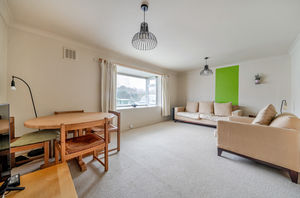 Lounge- click for photo gallery